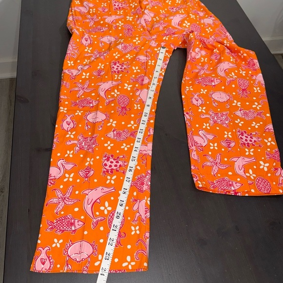 Lilly Pulitzer Orange Sea Animals Print Capri pants - Picture 8 of 8